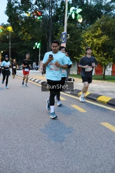 Runner Photo 4294599
