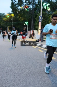 Runner Photo 4294605