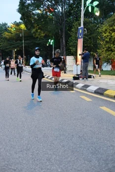 Runner Photo 4294615