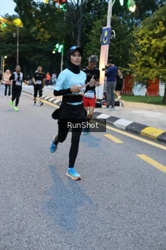 Runner Photo 4294621