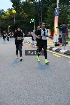 Runner Photo 4294638
