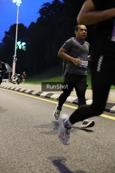 Runner Photo 4294639
