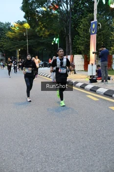 Runner Photo 4294640
