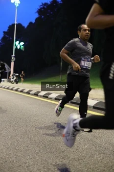 Runner Photo 4294654