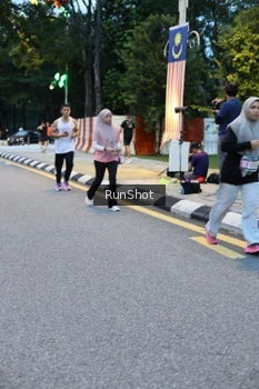 Runner Photo 4294662