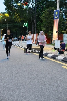 Runner Photo 4294664
