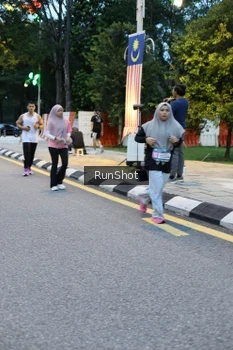Runner Photo 4294665