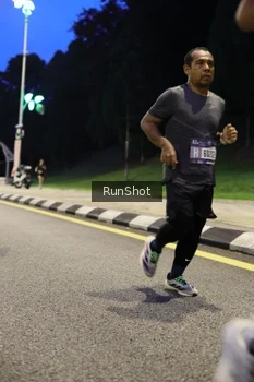 Runner Photo 4294668