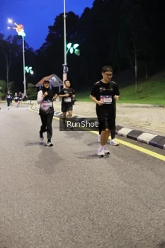Runner Photo 4294671