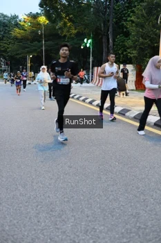 Runner Photo 4294675