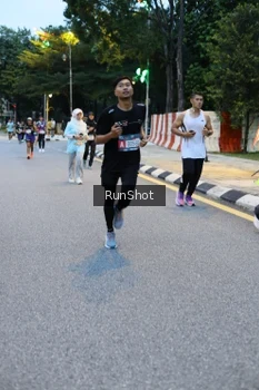 Runner Photo 4294676