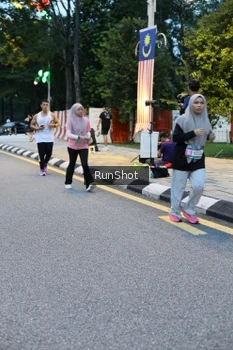 Runner Photo 4294677