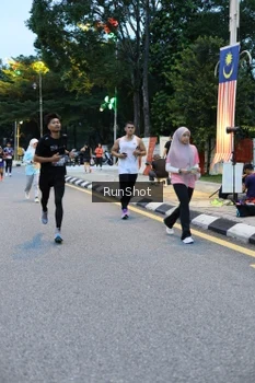 Runner Photo 4294680