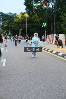 Runner Photo 4294686
