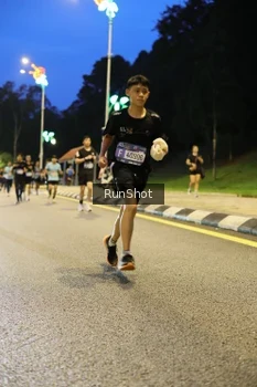 Runner Photo 4294904