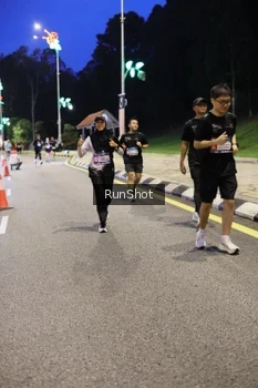 Runner Photo 4295112