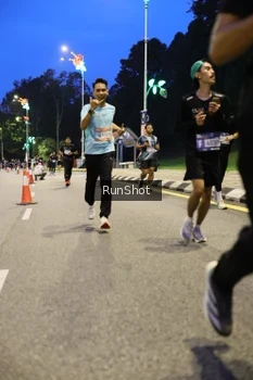 Runner Photo 4295128