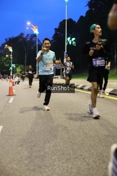 Runner Photo 4295150
