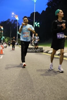 Runner Photo 4295166
