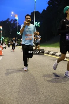 Runner Photo 4295199