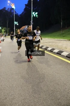 Runner Photo 4295303