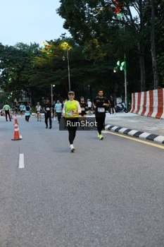 Runner Photo 4295386