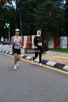 Runner Photo 4295387