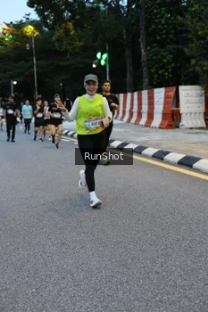 Runner Photo 4295394