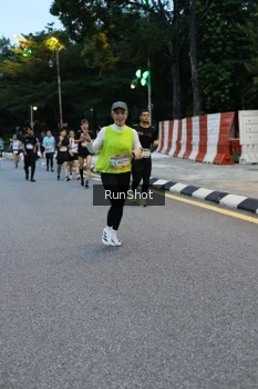 Runner Photo 4295395