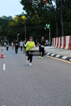 Runner Photo 4295396