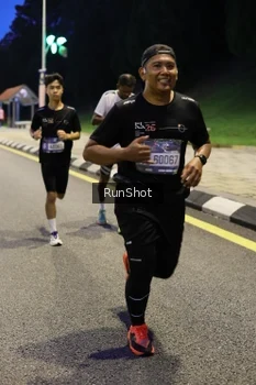 Runner Photo 4295451