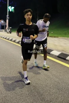 Runner Photo 4295503