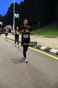 Runner Photo 4295544