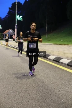Runner Photo 4295557