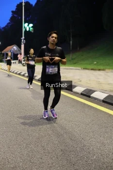 Runner Photo 4295580