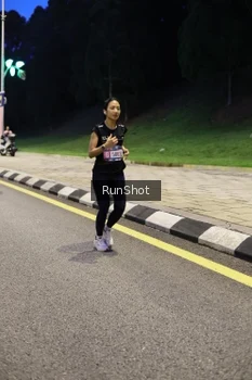 Runner Photo 4295636