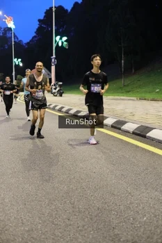 Runner Photo 4295784