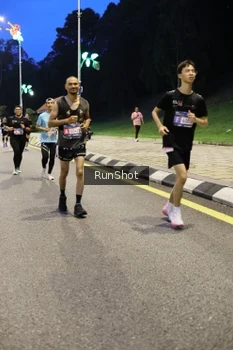 Runner Photo 4295857