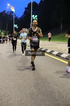 Runner Photo 4295900