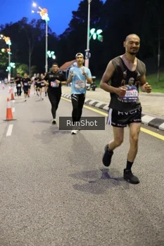 Runner Photo 4295958