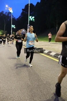 Runner Photo 4295970