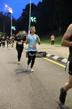 Runner Photo 4295981