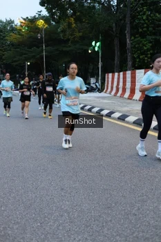 Runner Photo 4295987