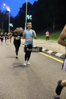 Runner Photo 4295990