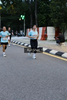 Runner Photo 4295992