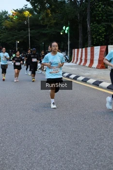 Runner Photo 4295995