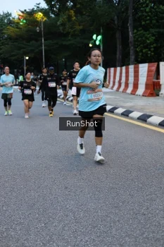 Runner Photo 4295998