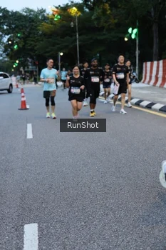 Runner Photo 4296002