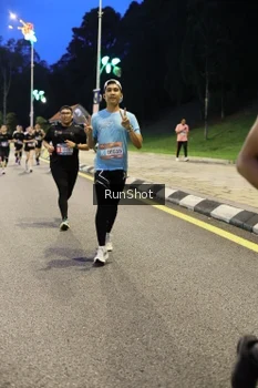 Runner Photo 4296004