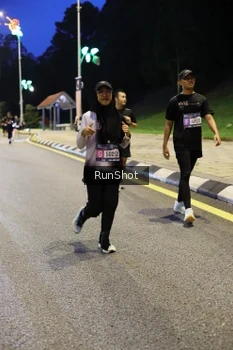 Runner Photo 4296005
